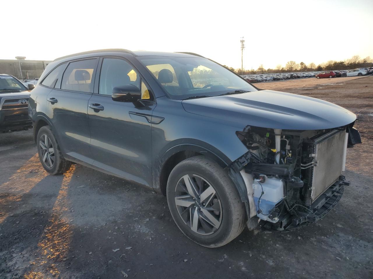 2022 Kia Sorento - Image 4