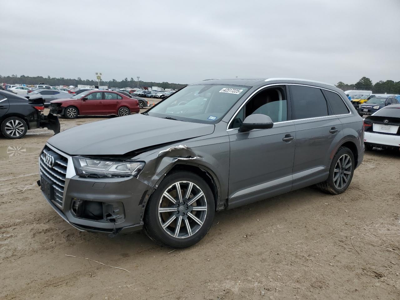 2017 Audi Q7 - Image 1