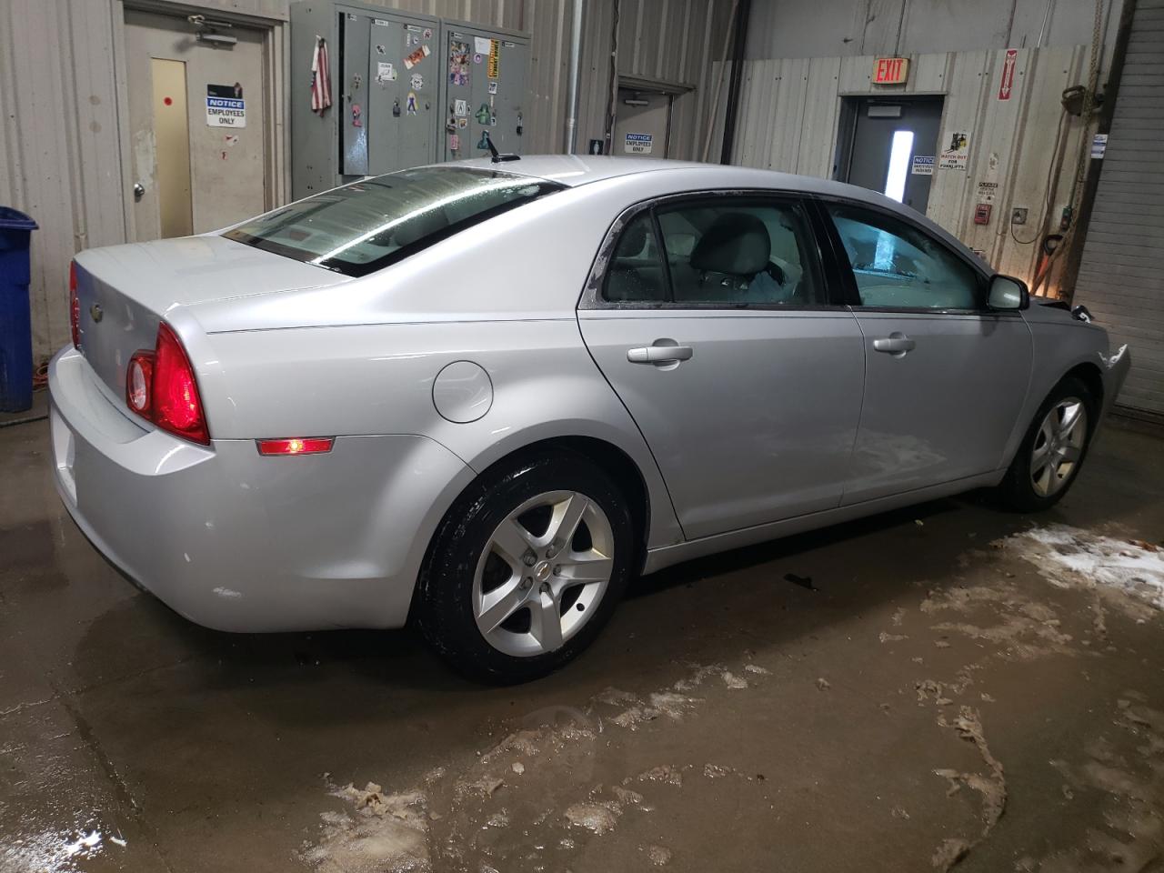 2011 Chevrolet Malibu - Image 3