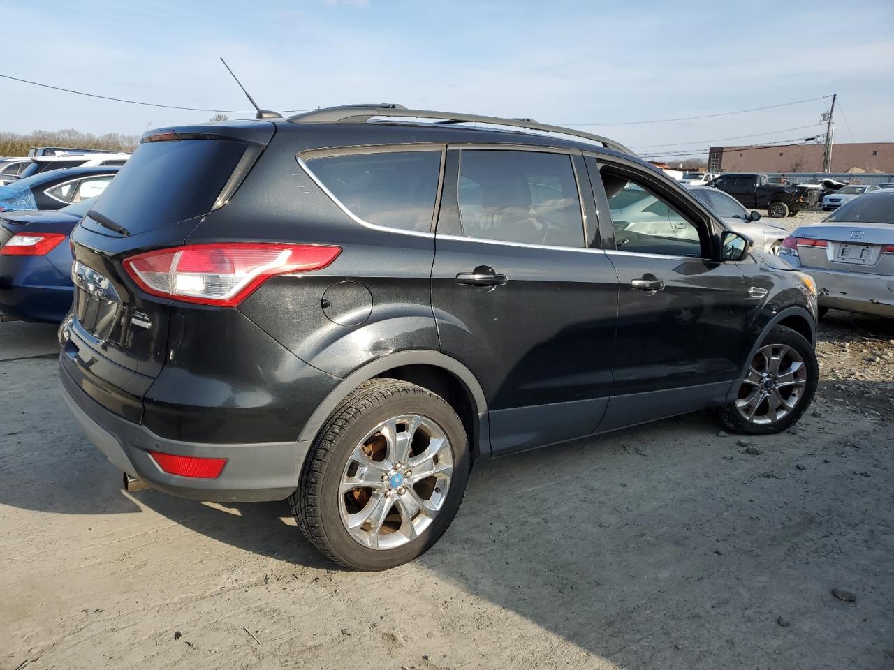 VIN 1FMCU9HX5DUA51463 2013 FORD ESCAPE no.3