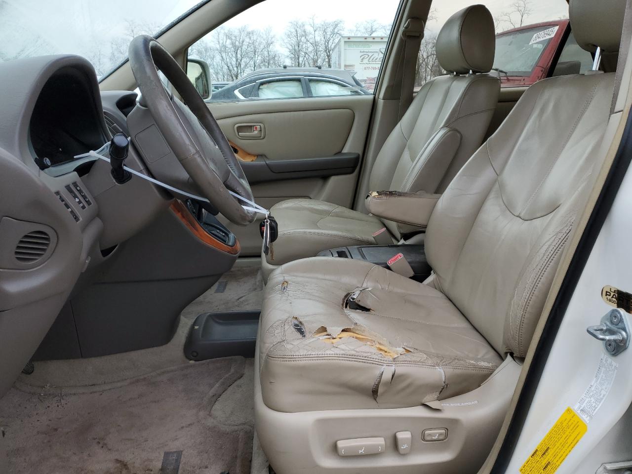 2000 Lexus RX - Image 7