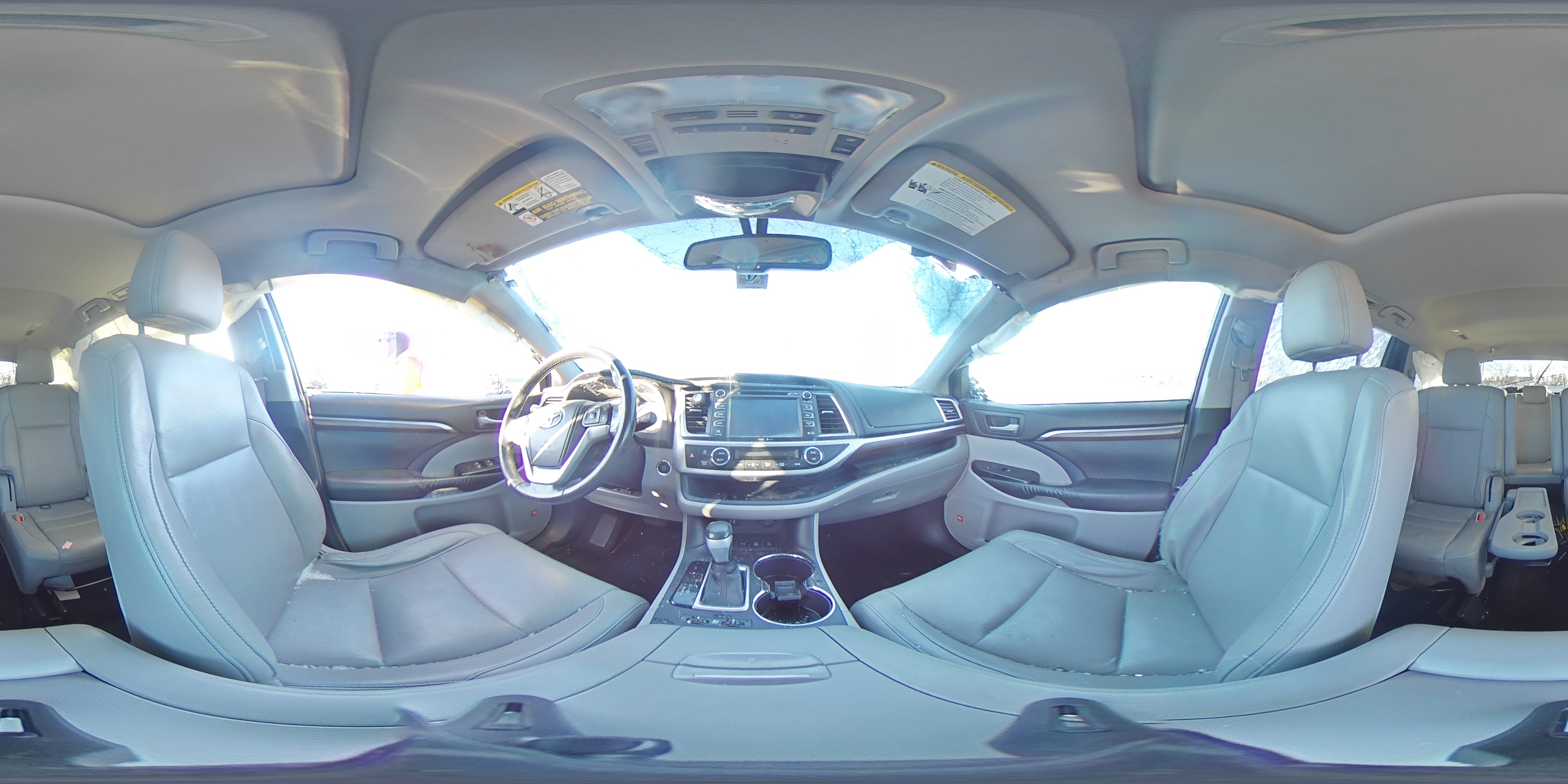 2014 Toyota Highlander - Image 14