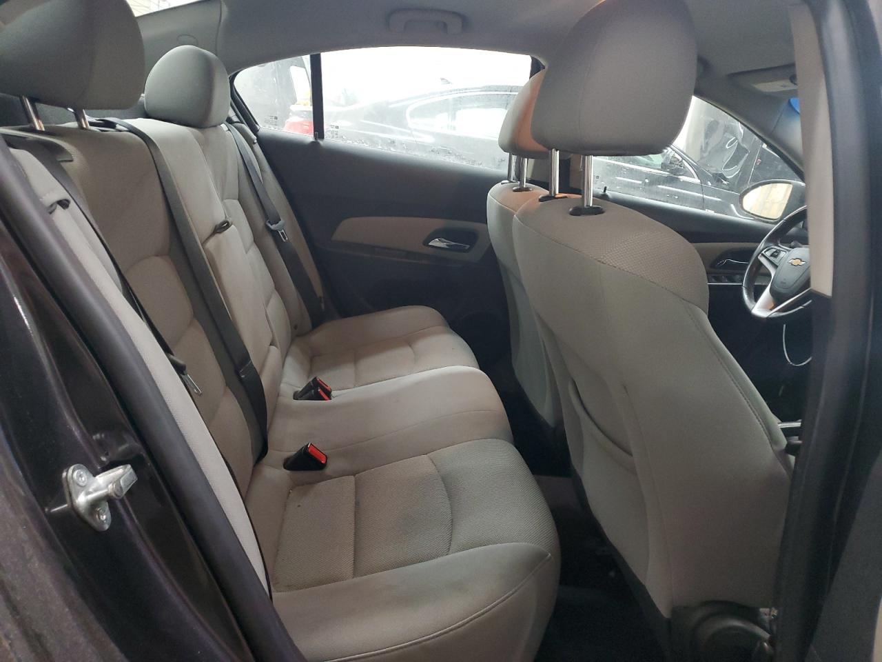 2014 Chevrolet Cruze - Image 10