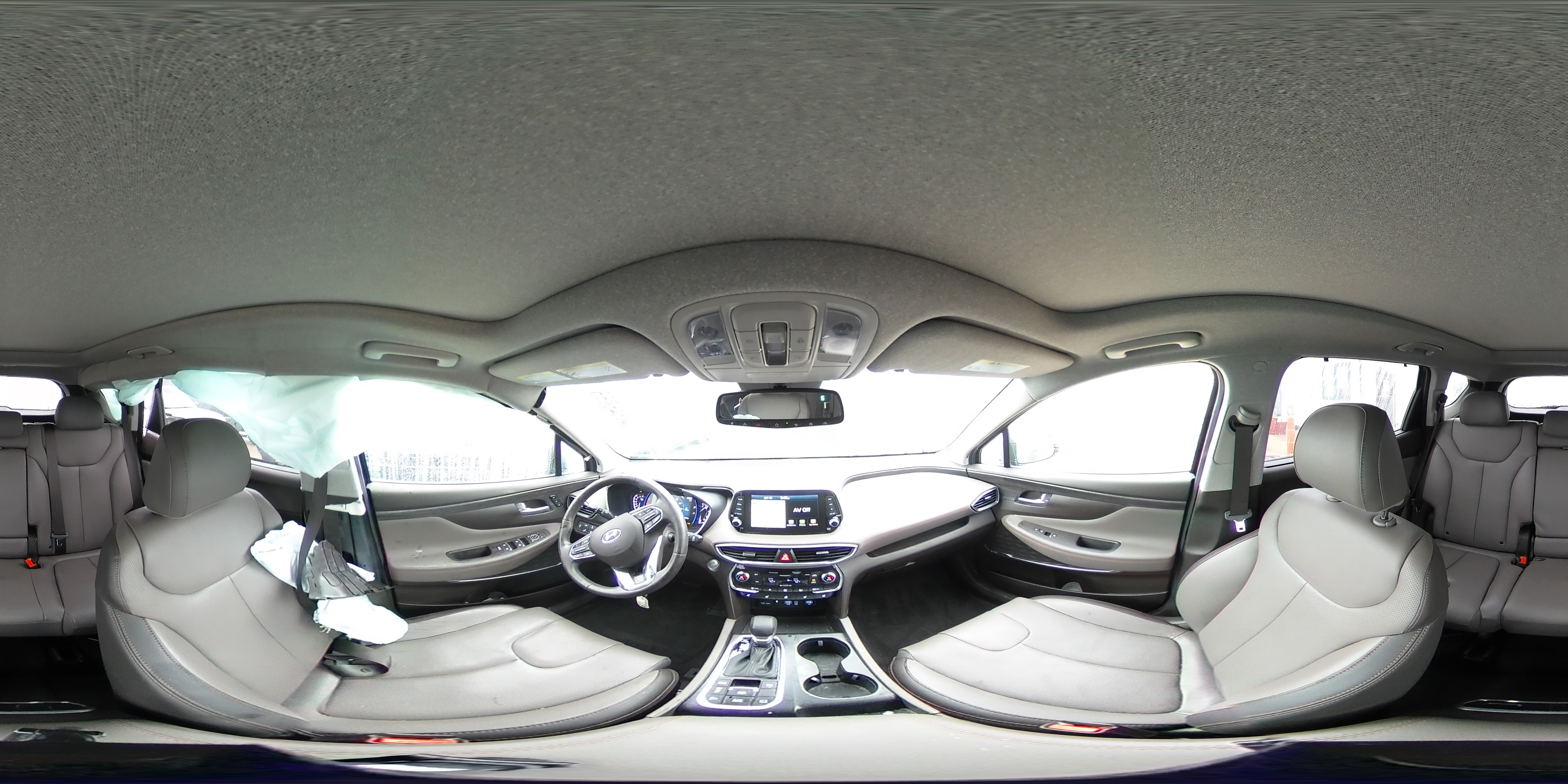 2019 Hyundai Santa Fe - Image 15