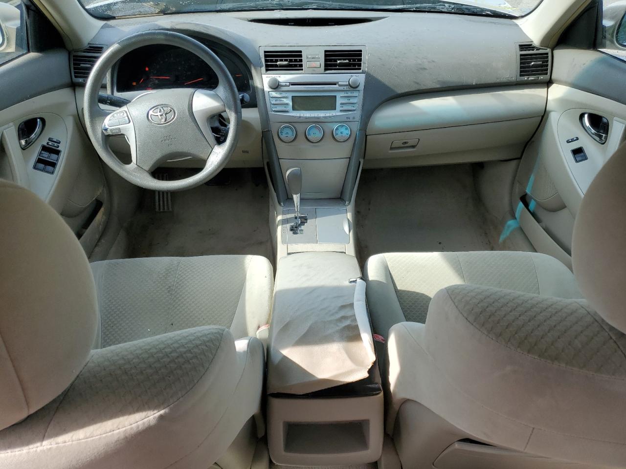 2009 Toyota Camry - Image 8