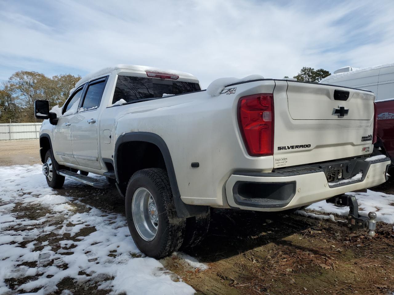 2024 Chevrolet Silverado - Image 2
