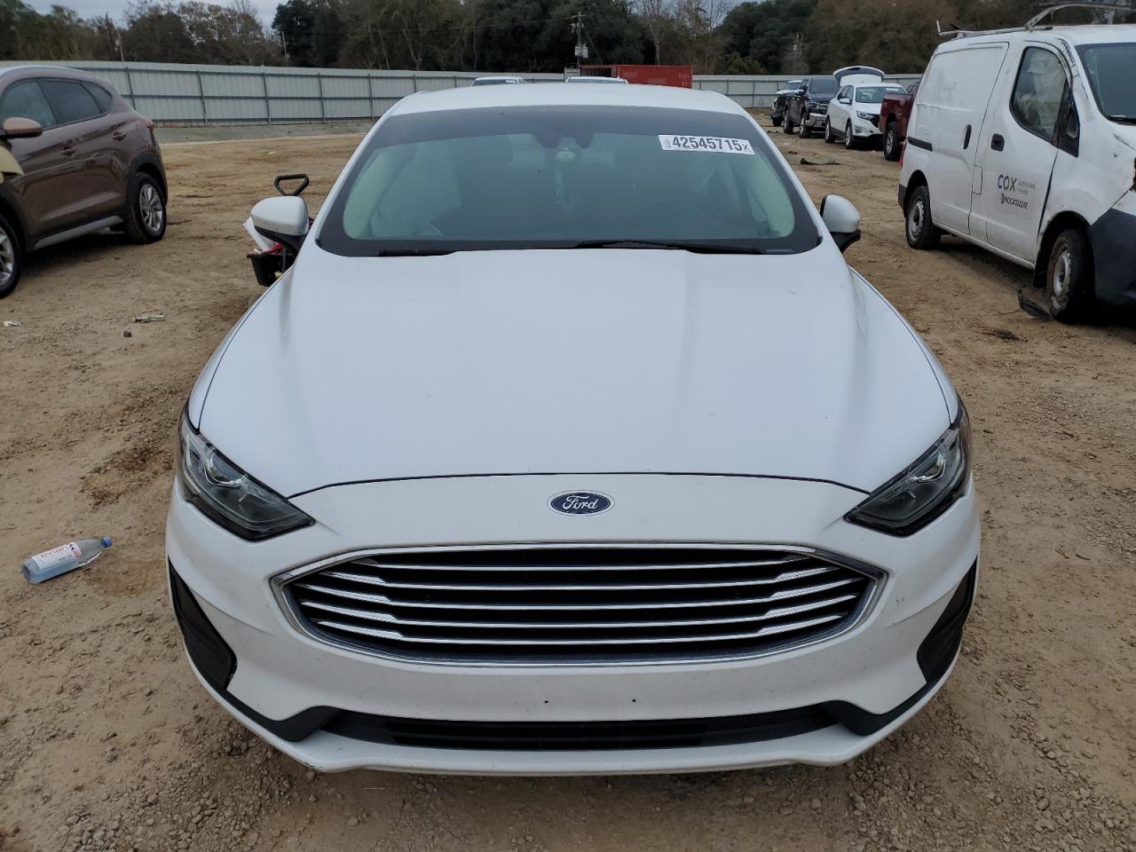 3FA6P0LU0KR257169 FORD FUSION 2019