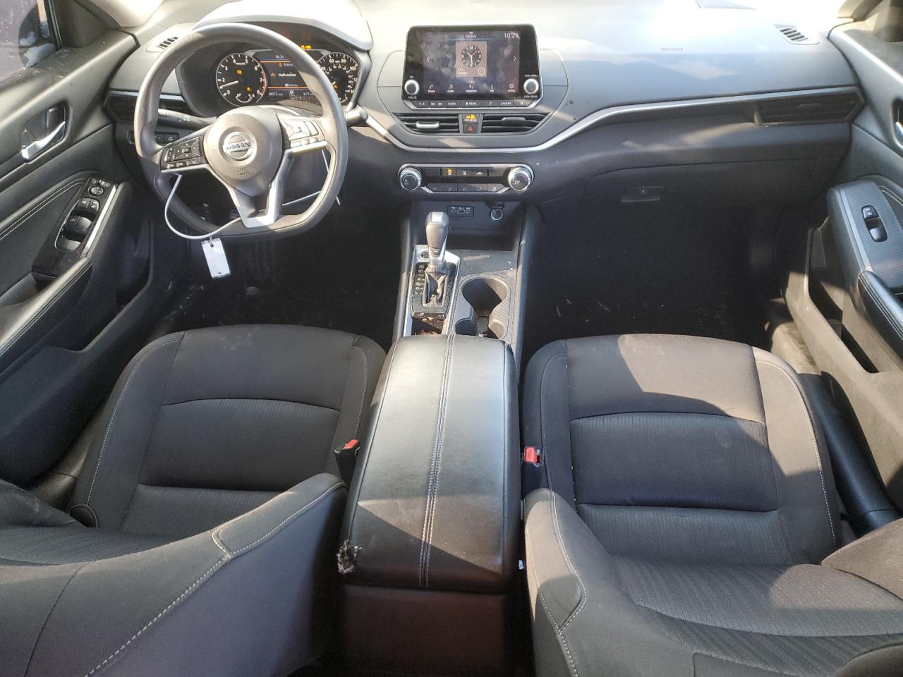 2019 Nissan Altima - Image 8