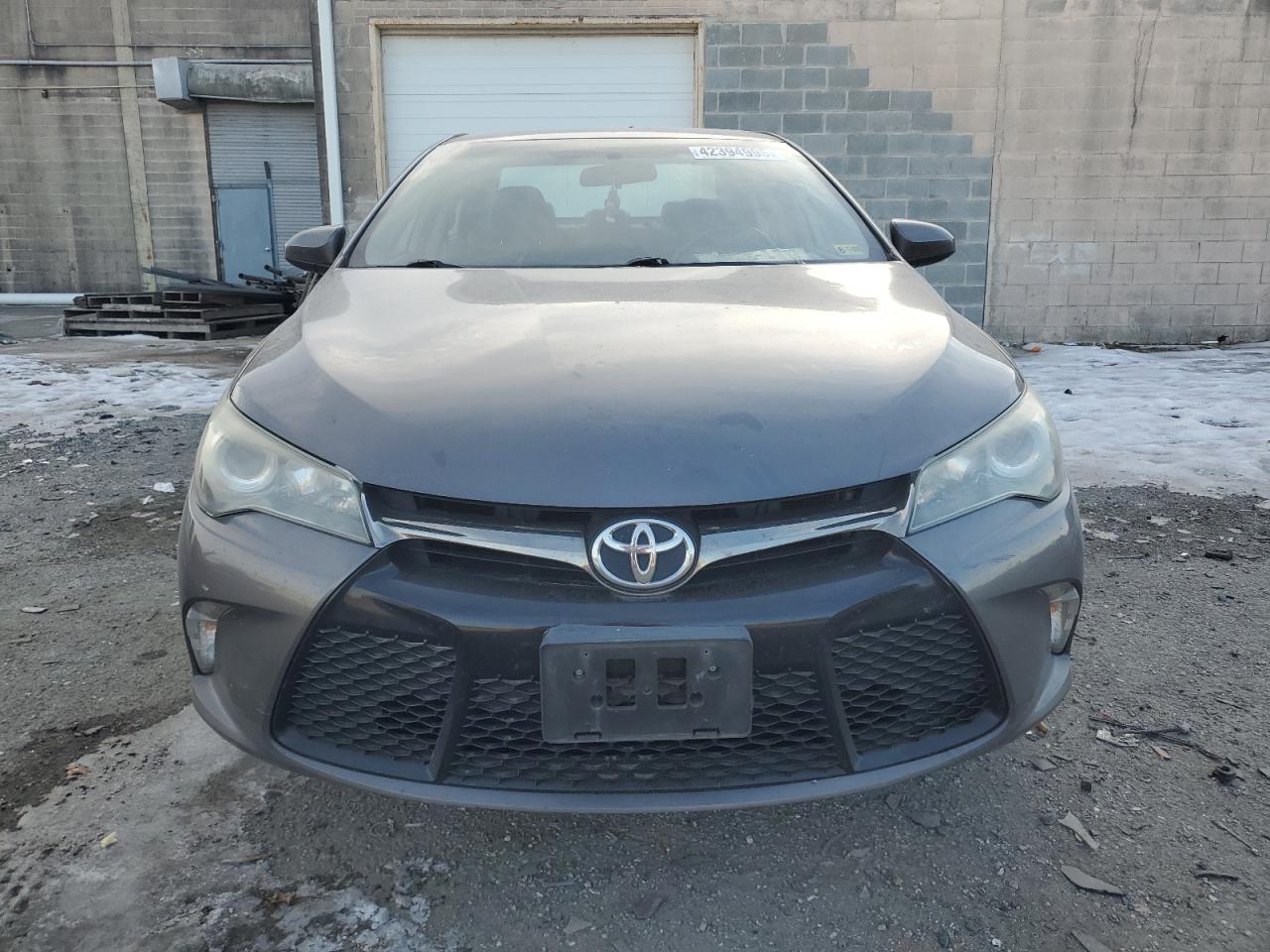 2016 Toyota Camry - Image 5