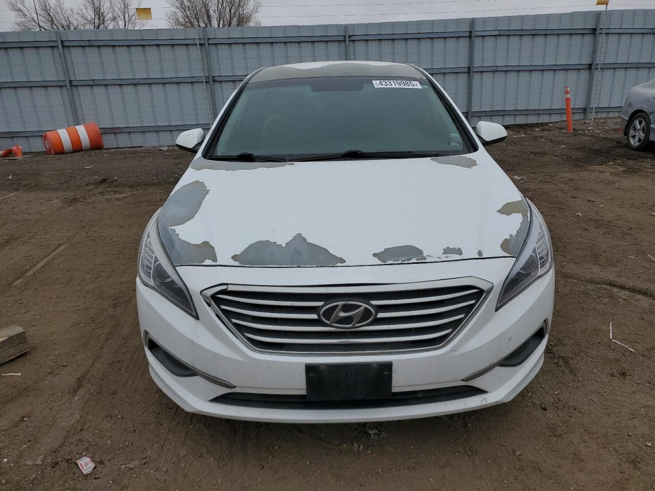 2016 Hyundai Sonata - Image 5