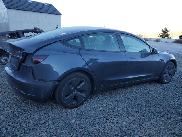  TESLA MODEL 3 2022 Серый