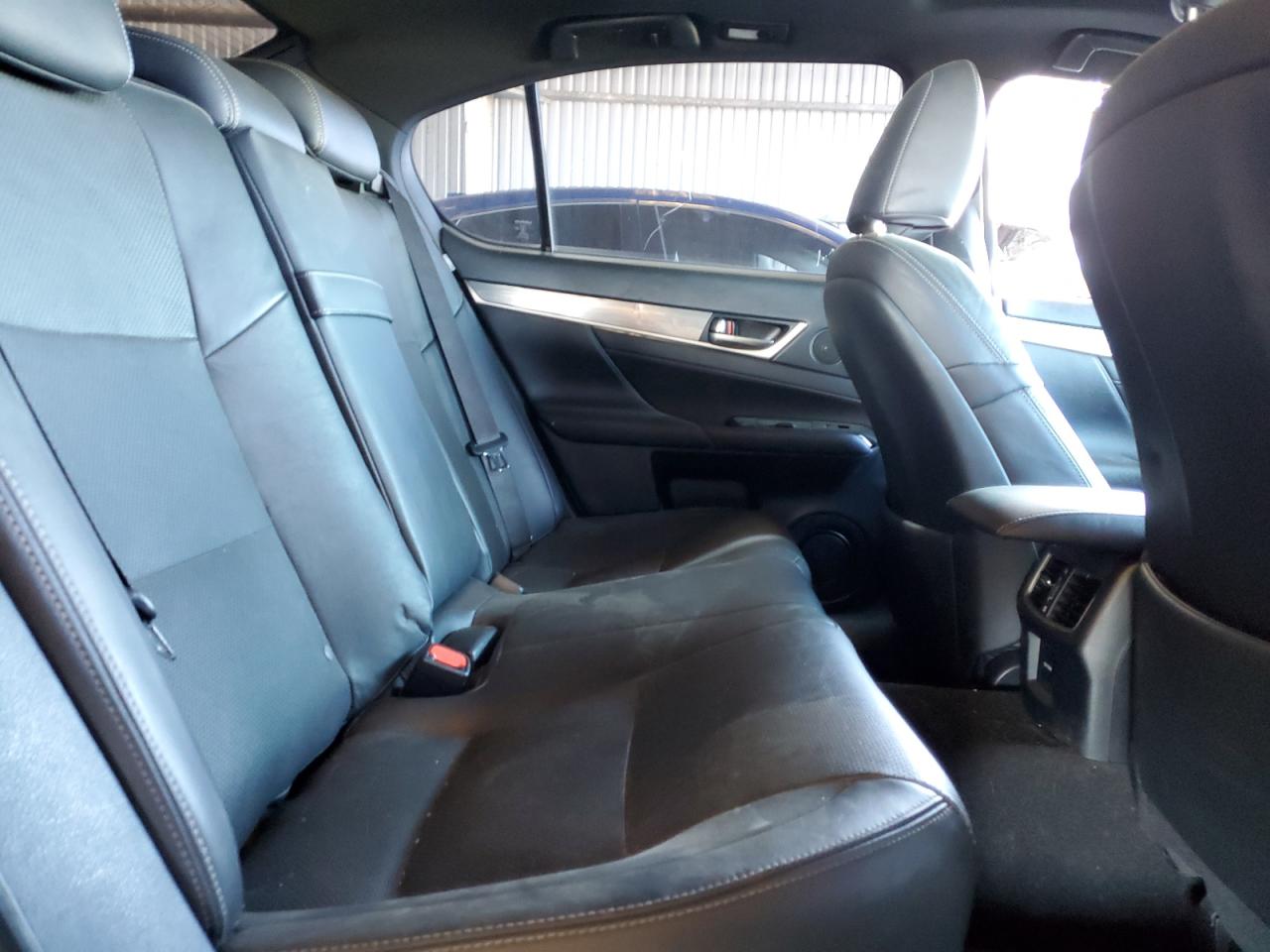 2014 Lexus GS - Image 10