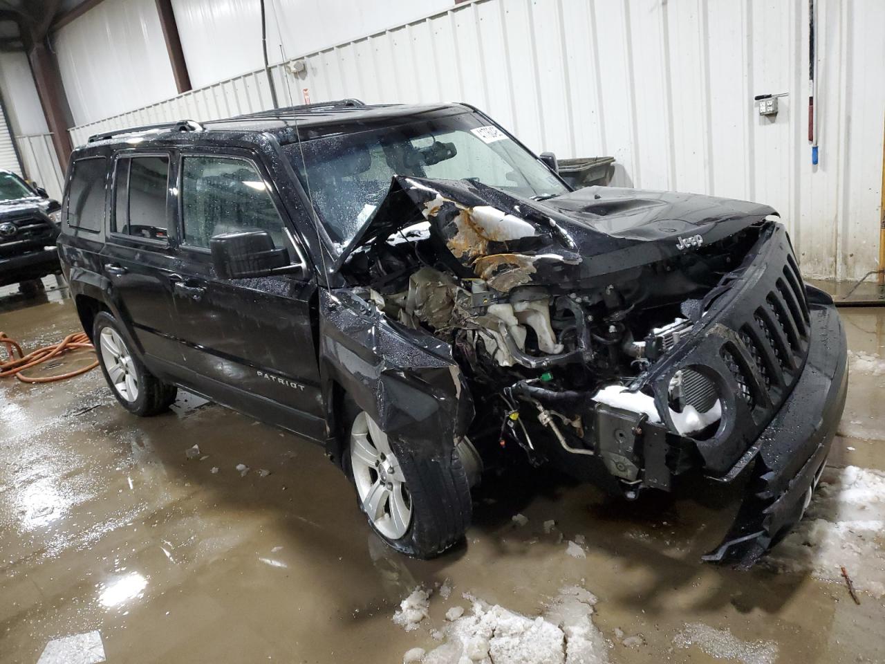 2014 Jeep Liberty (Patriot) - Image 4