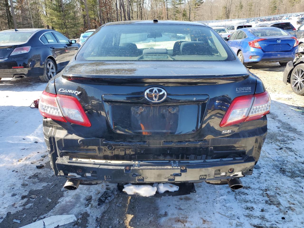 2011 Toyota Camry - Image 6