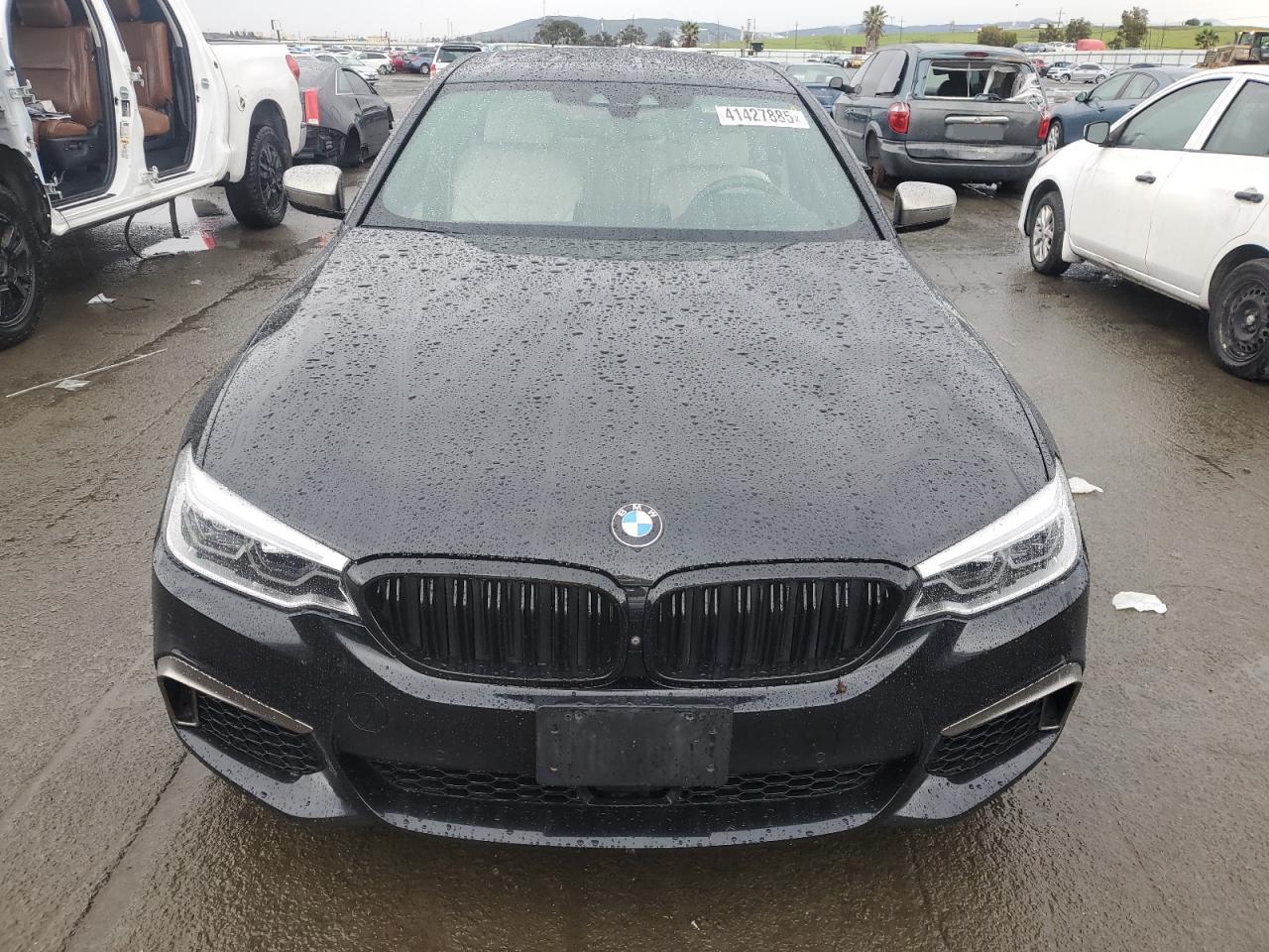 VIN WBAJB9C56JB049250 2018 BMW M5 no.5