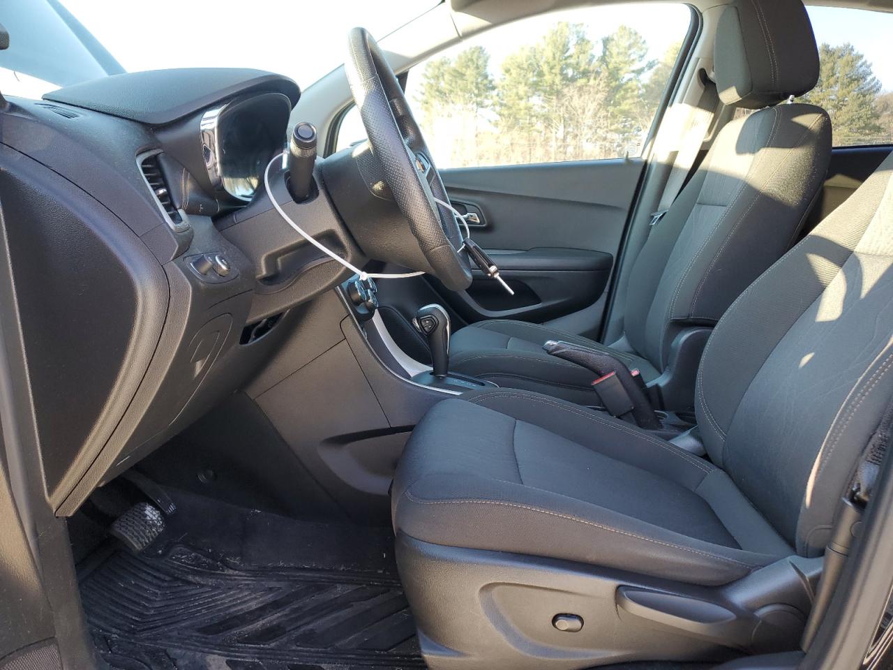 KL7CJPSB8LB312591 CHEVROLET TRAX 2020