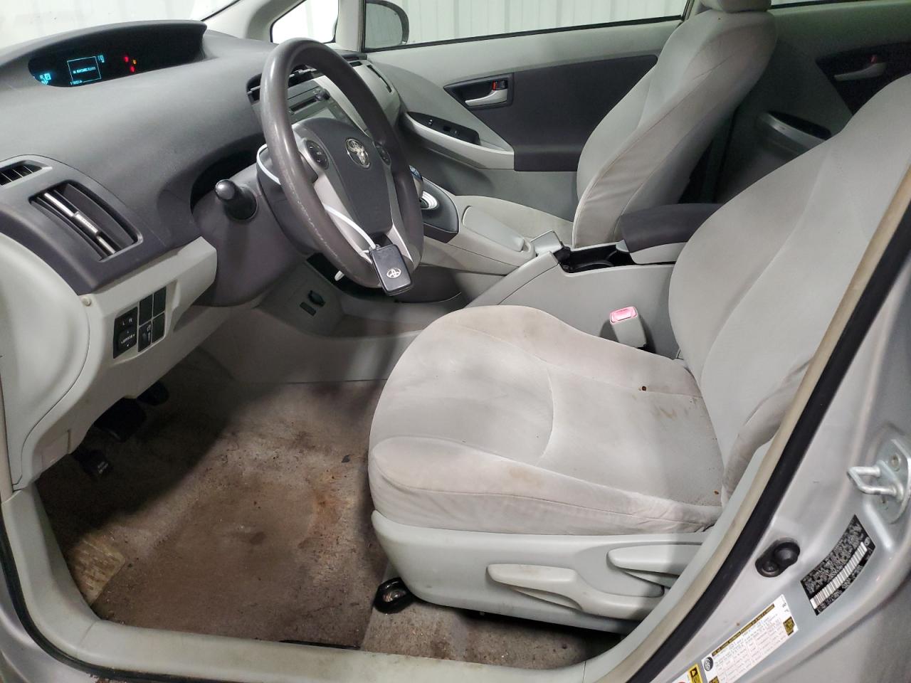 2011 Toyota Prius - Image 7