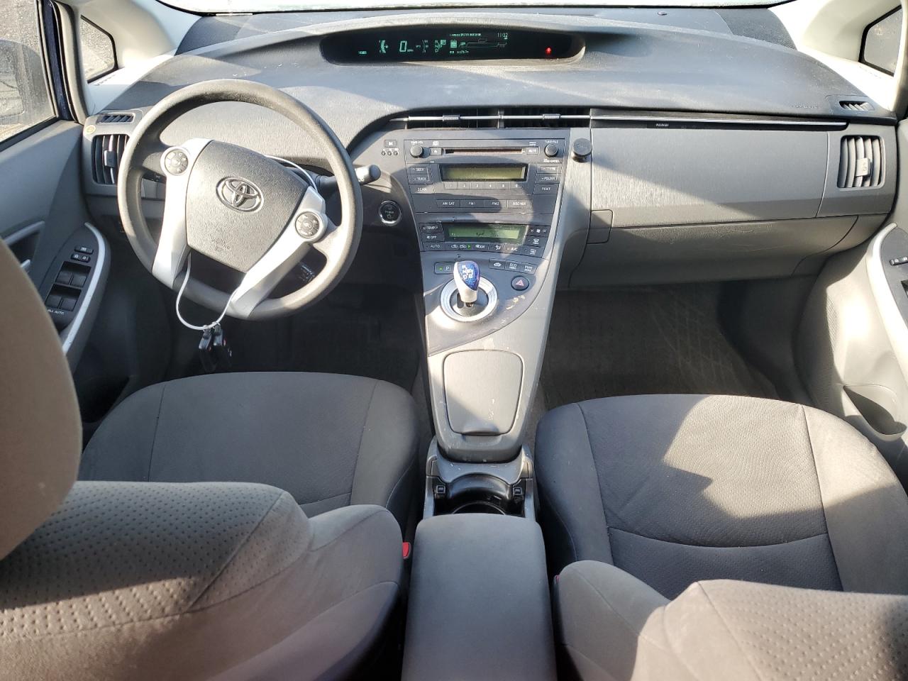 2011 Toyota Prius - Image 8