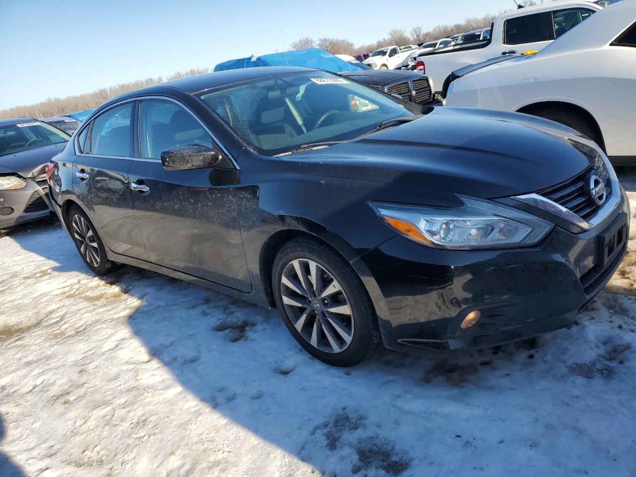 2017 Nissan Altima - Image 4