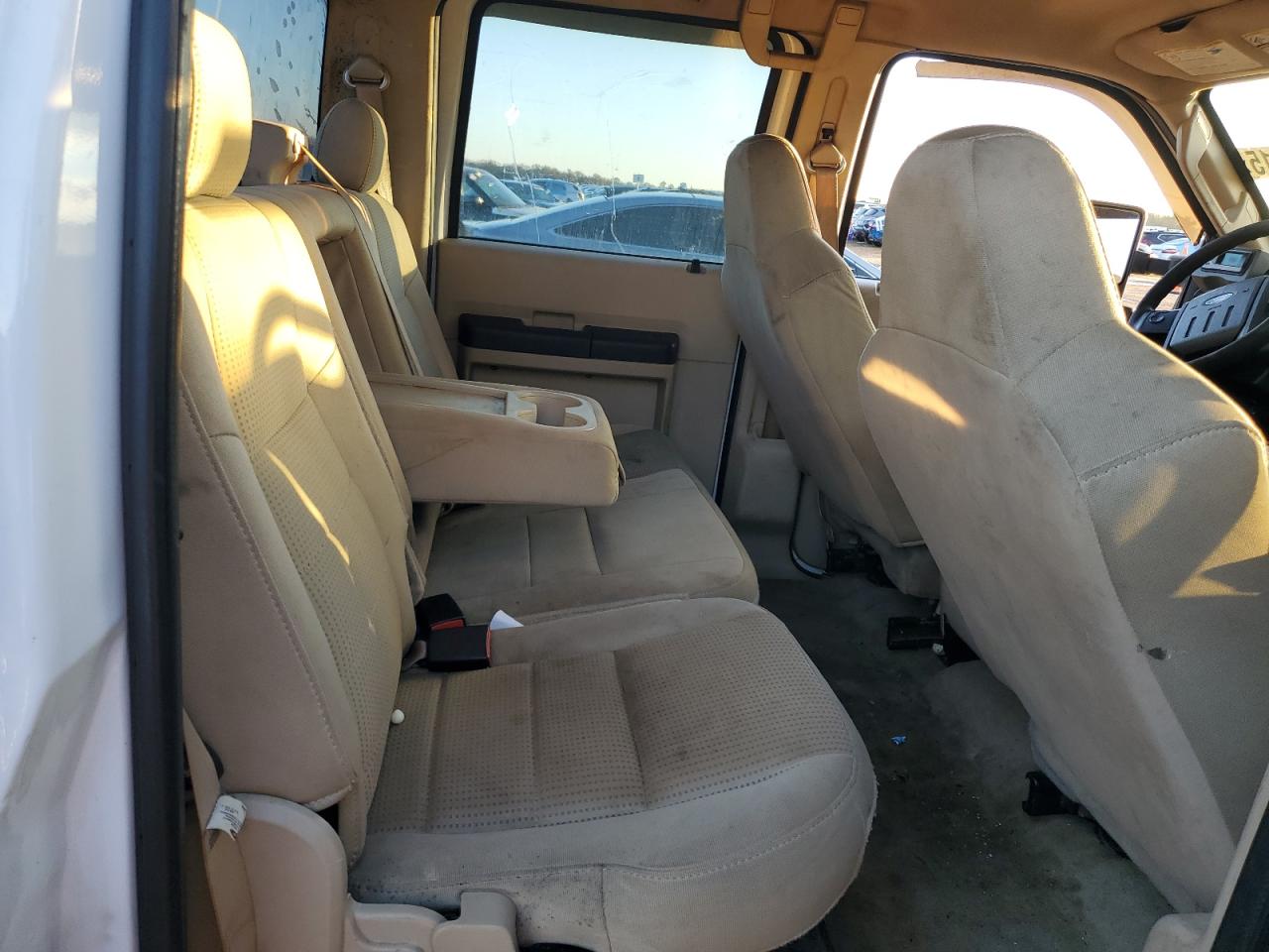 2008 Ford F350 - Image 10