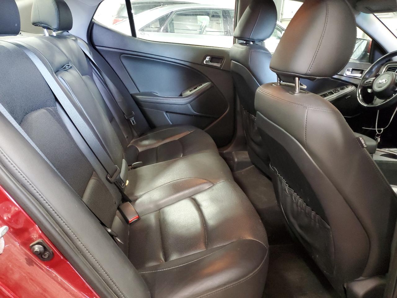 2014 Kia Optima - Image 10