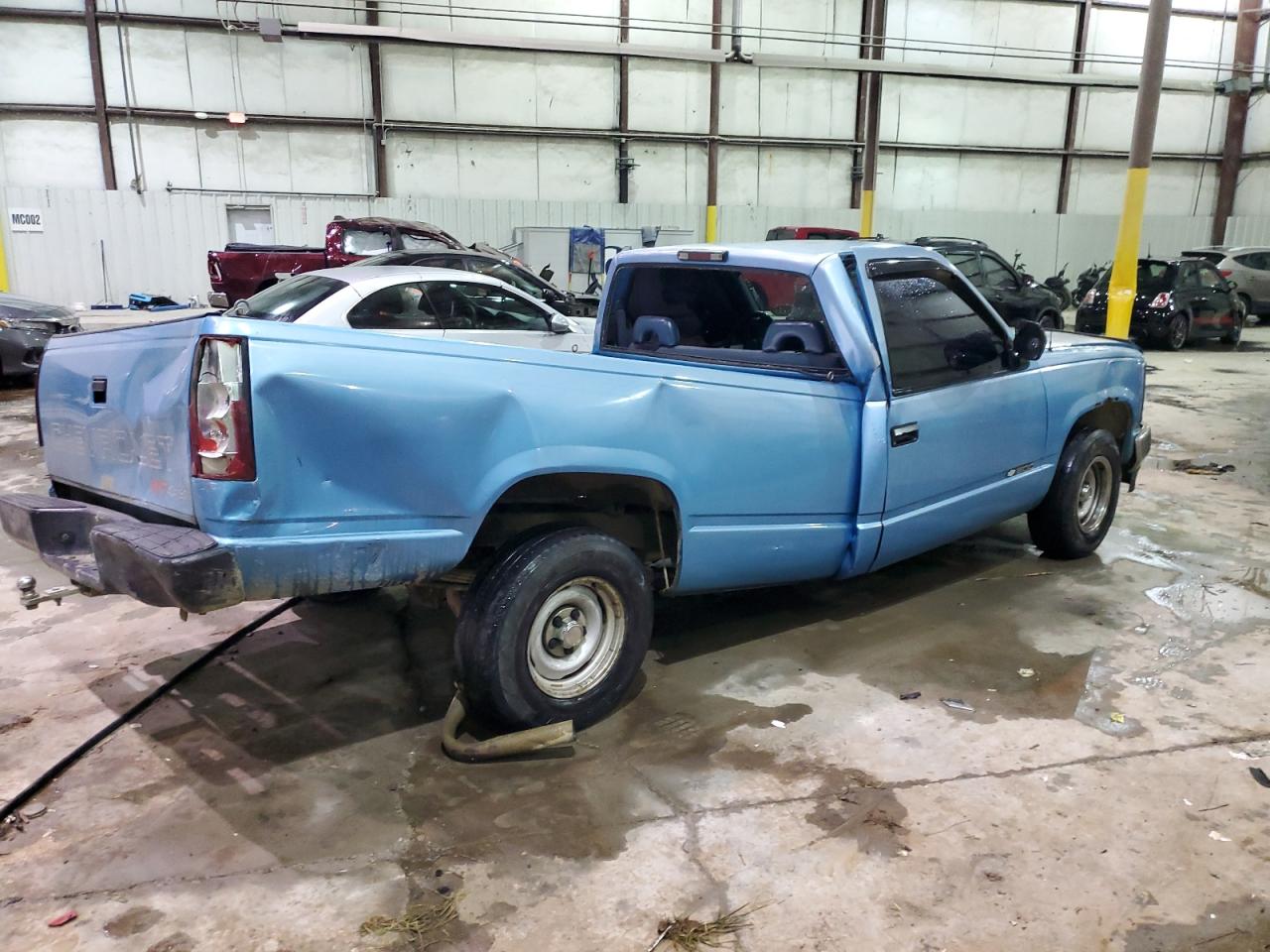 1994 Chevrolet GMT-400 - Image 3