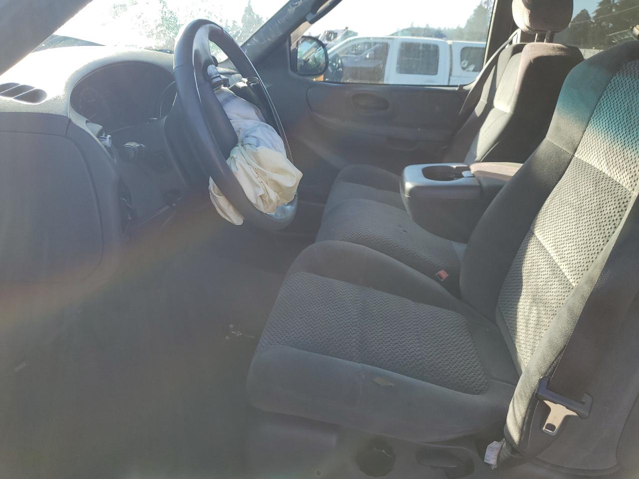 2002 Ford F-150 - Image 7
