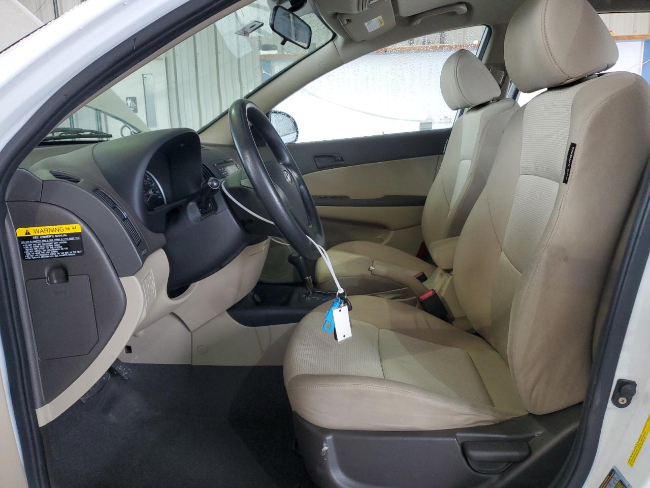 2012 Hyundai Elantra - Image 7