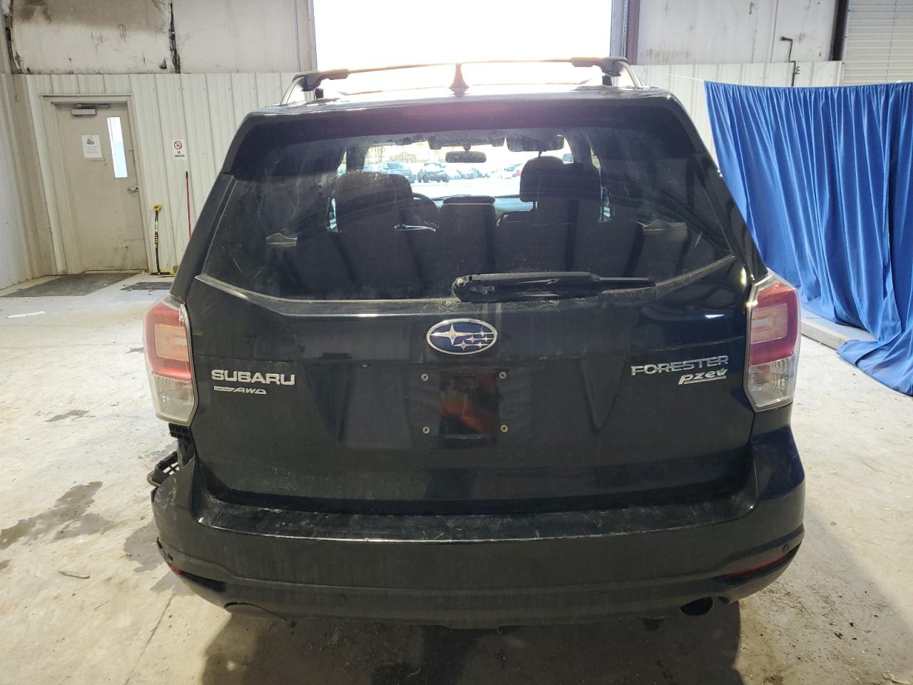 2017 Subaru Forester - Image 6