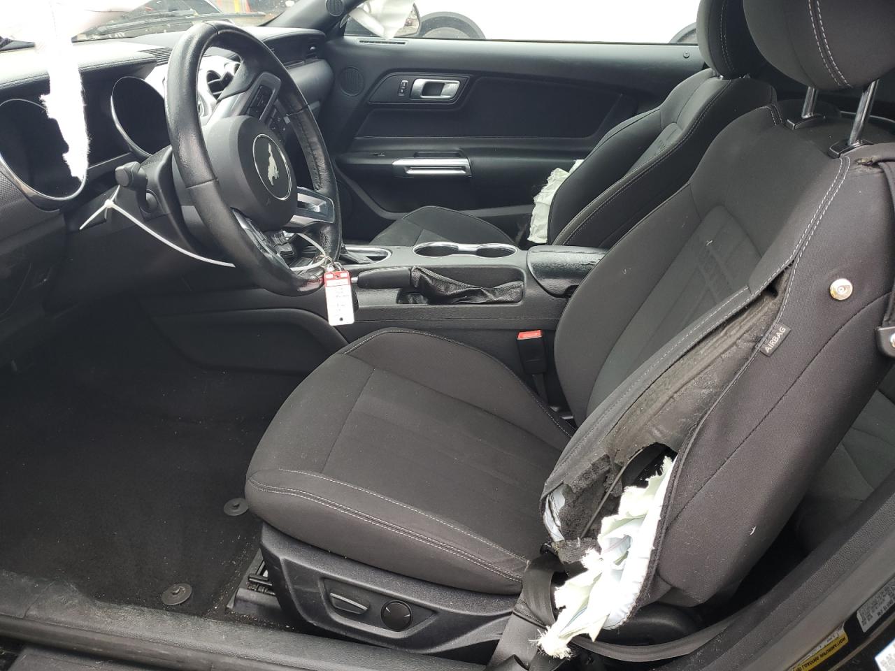 2020 Ford Mustang - Image 7