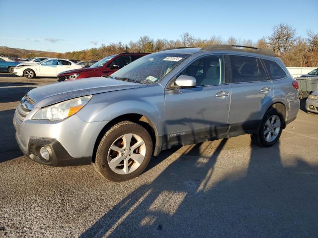  SUBARU OUTBACK 2013 Srebrny