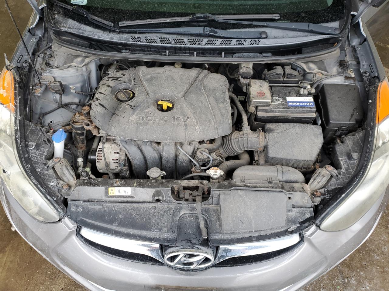 2013 Hyundai Elantra - Image 11