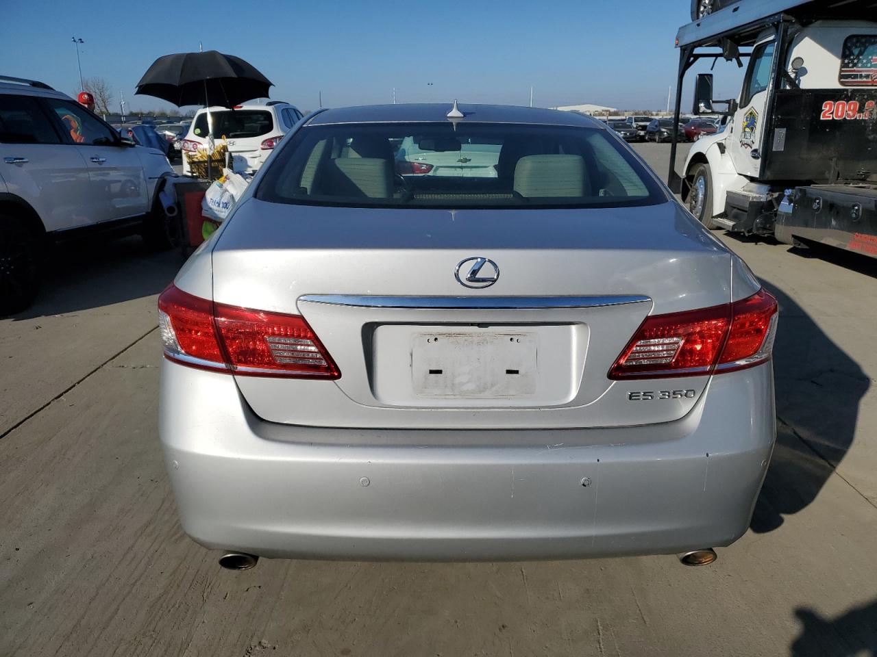 2012 Lexus ES - Image 6