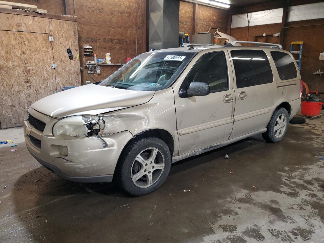 2005 Chevrolet Uplander - Image 1