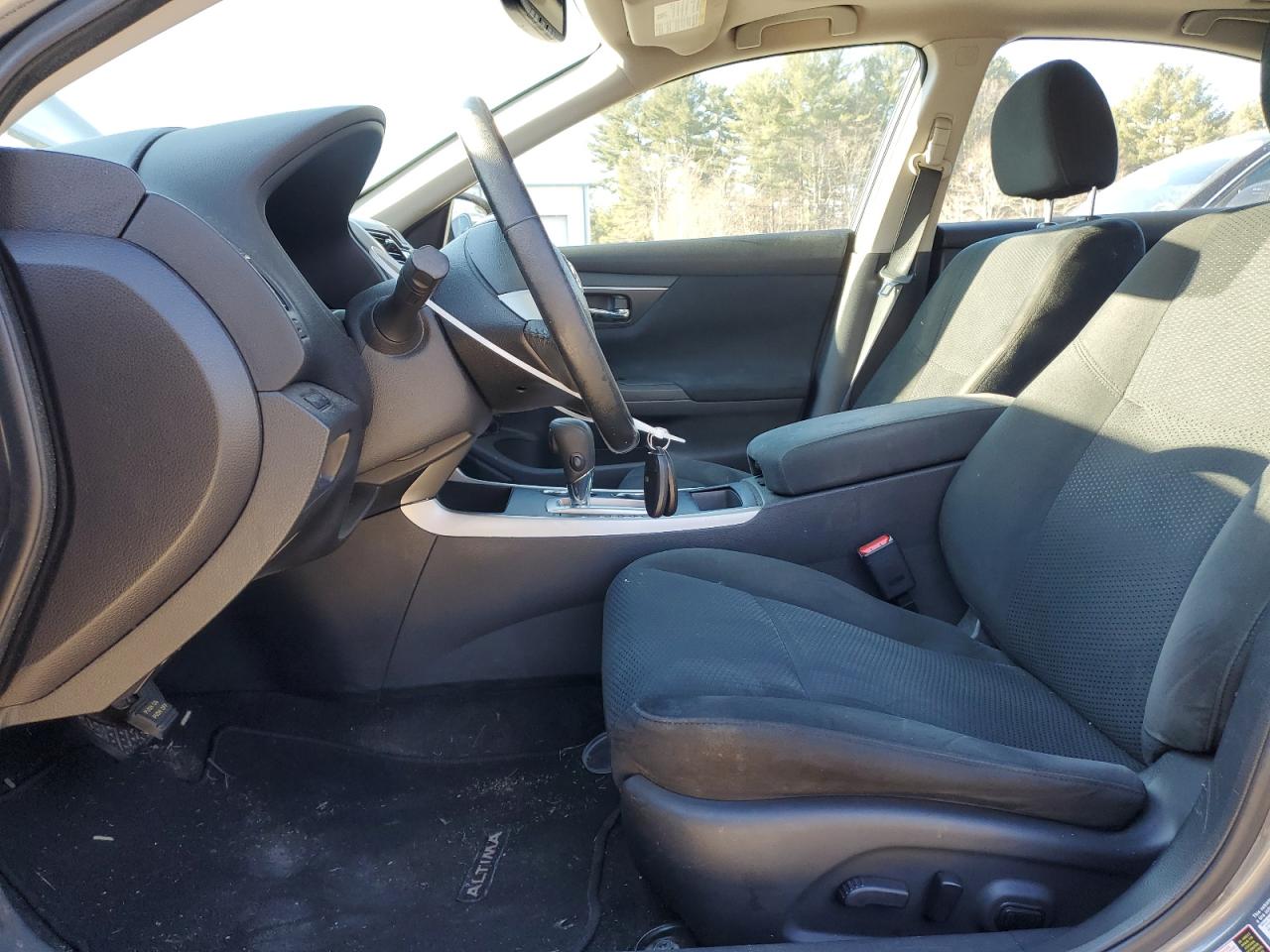 2015 Nissan Altima - Image 7