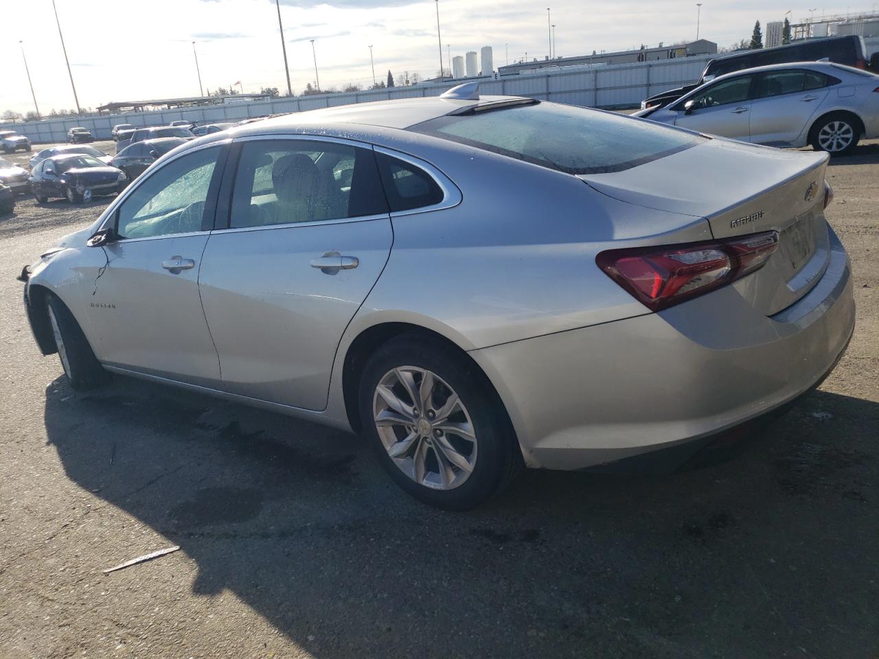 2022 Chevrolet Malibu - Image 2