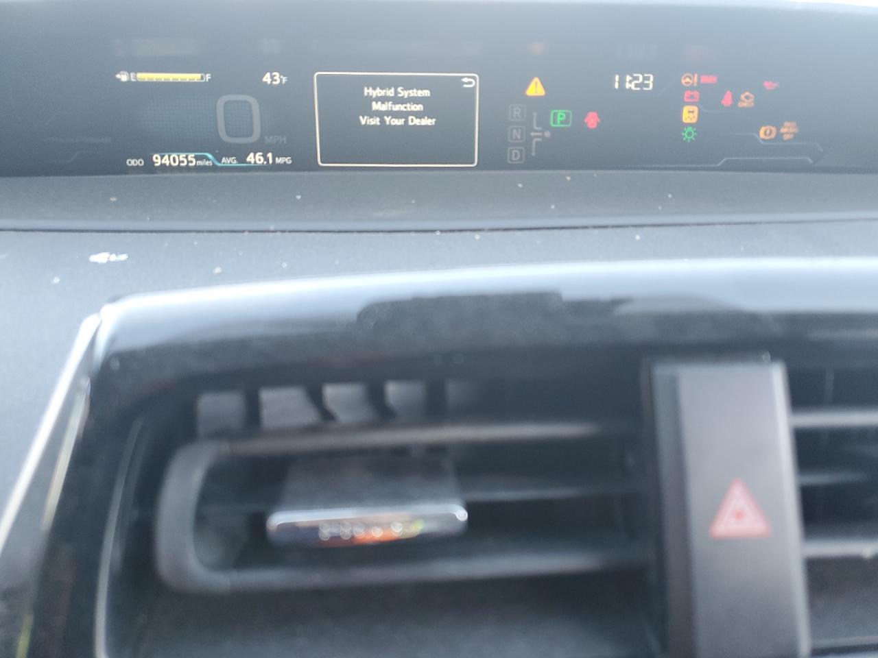 2019 Toyota Prius - Image 9