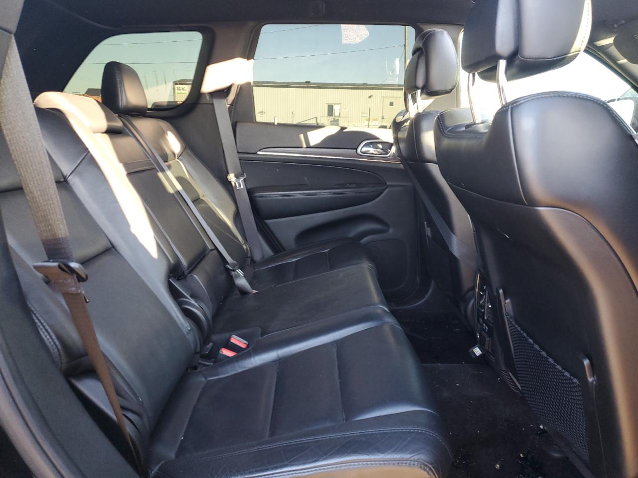 2019 Jeep Grand Cherokee - Image 11