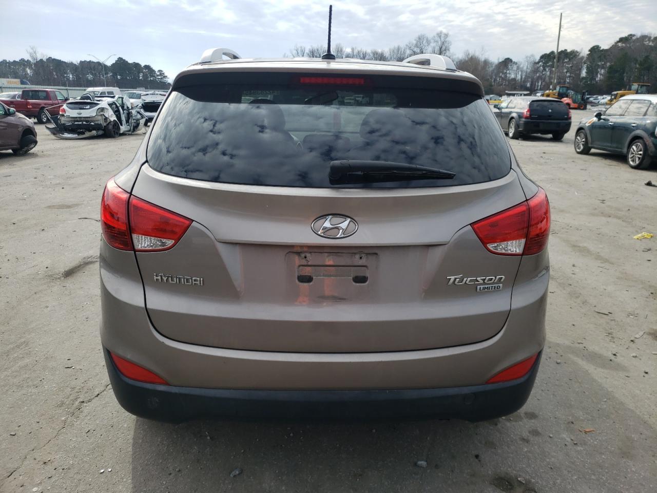 2012 Hyundai Tucson - Image 6