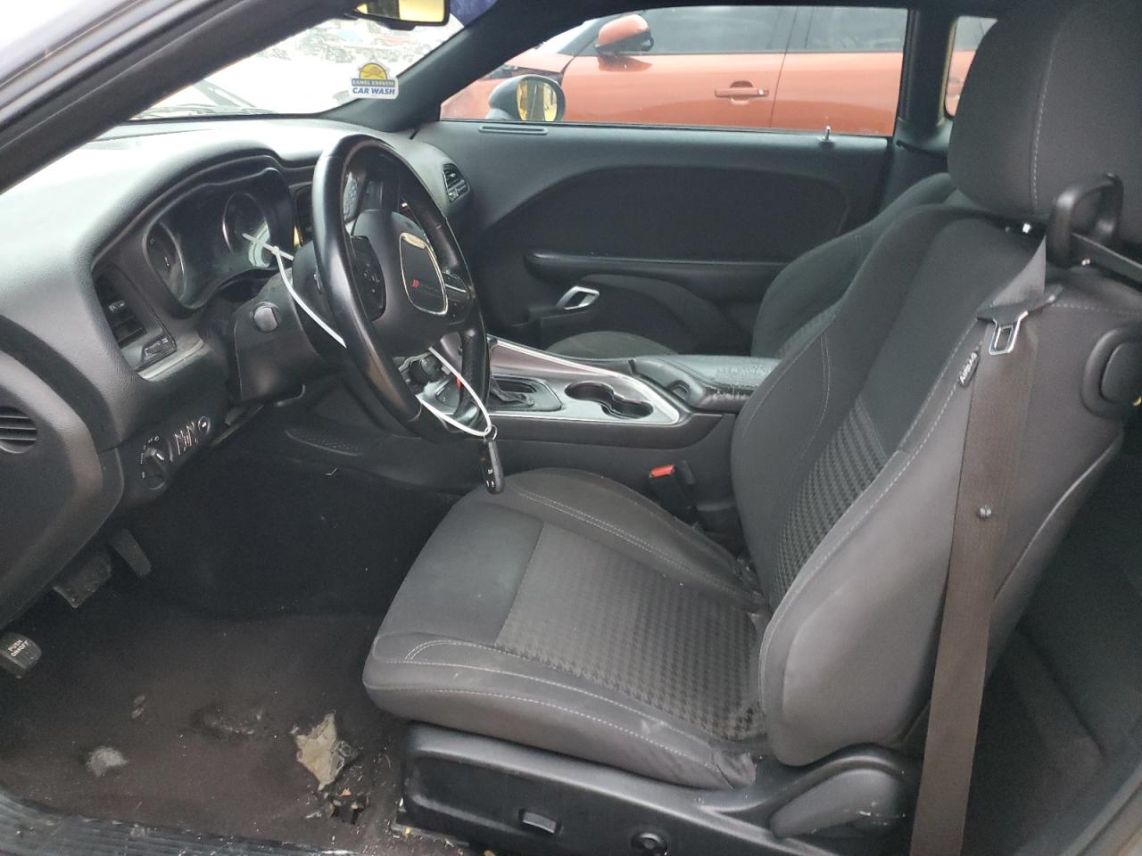 2019 Dodge Challenger - Image 7