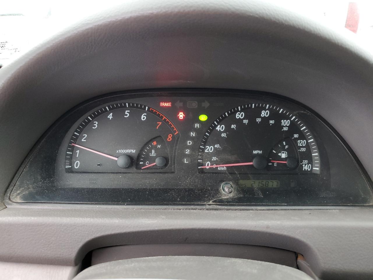 2004 Toyota Camry - Image 9