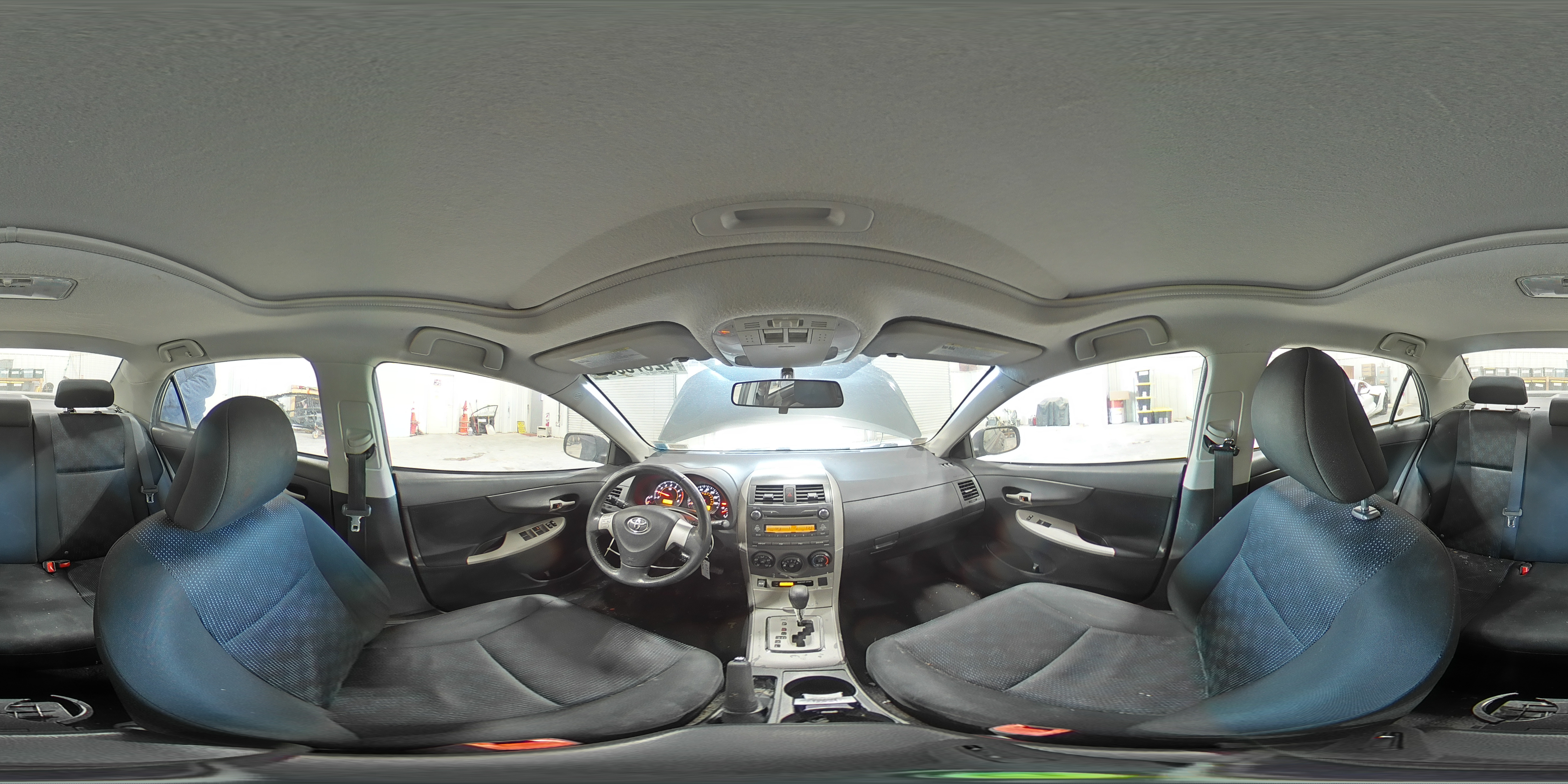 2010 Toyota Corolla - Image 12