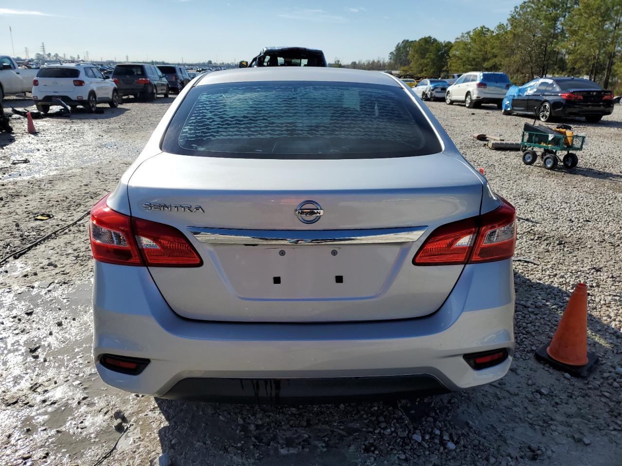 3N1AB7AP4KY271383 NISSAN SENTRA 2019