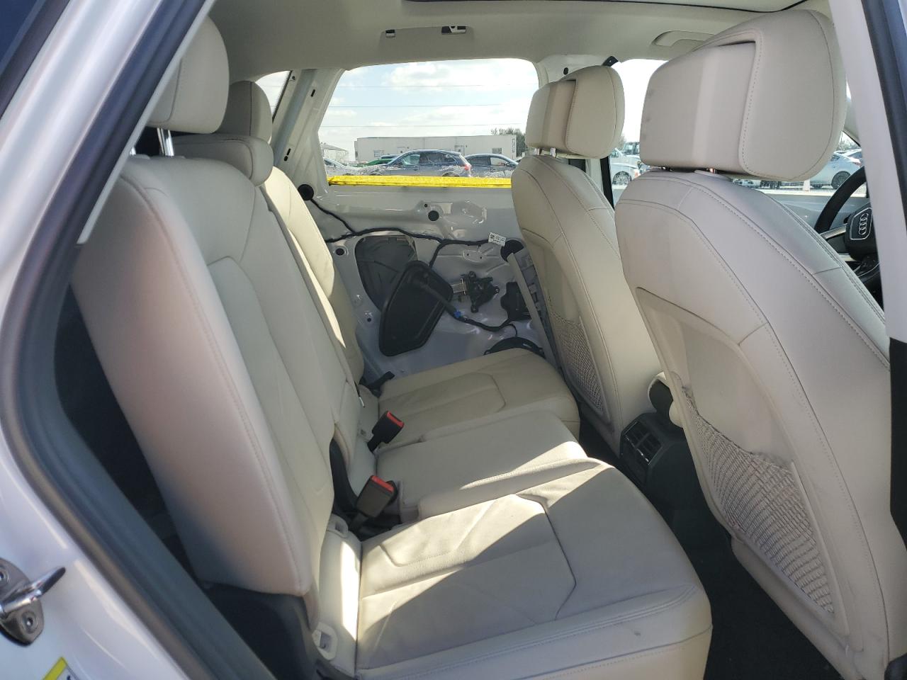 2020 Audi Q3 - Image 11