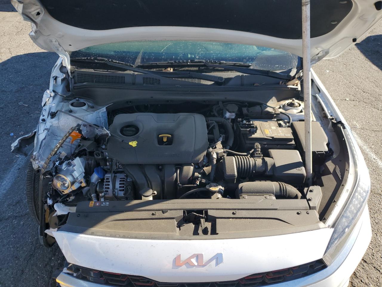 2023 Kia Forte - Image 11