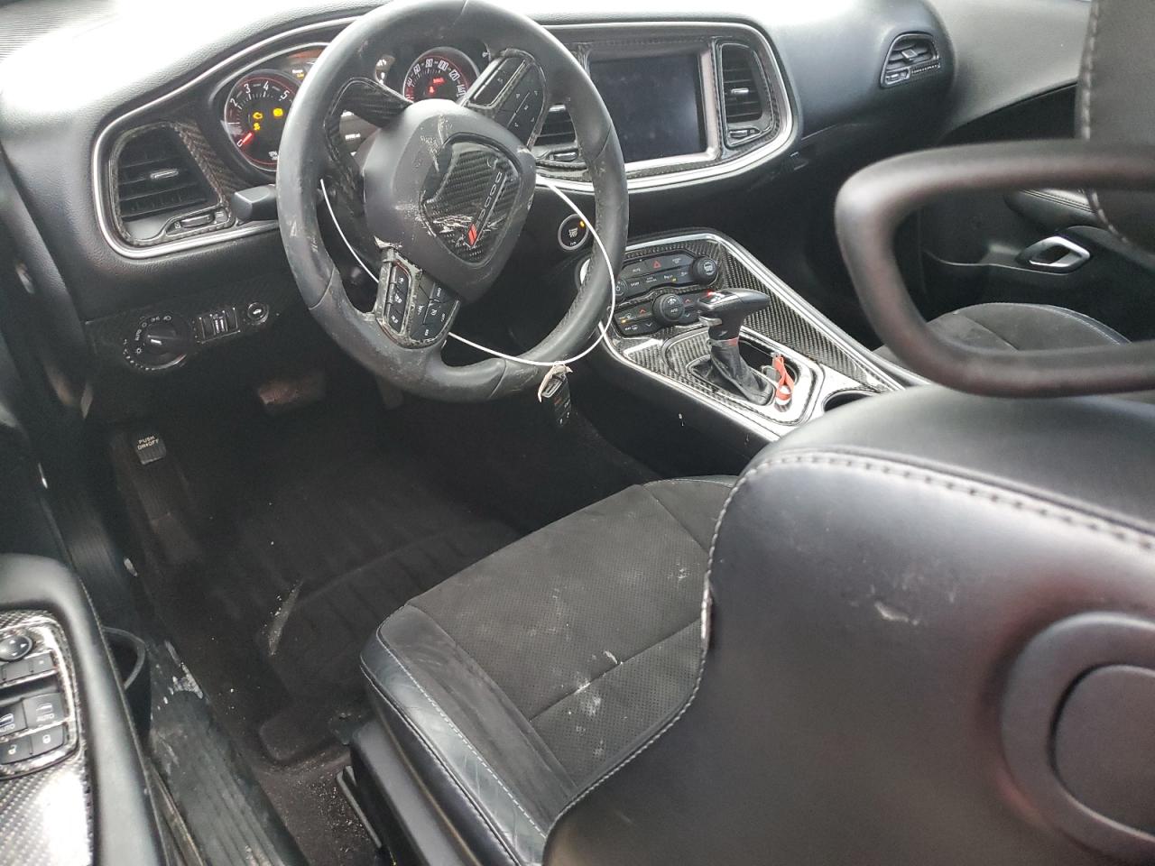 2018 Dodge Challenger - Image 8
