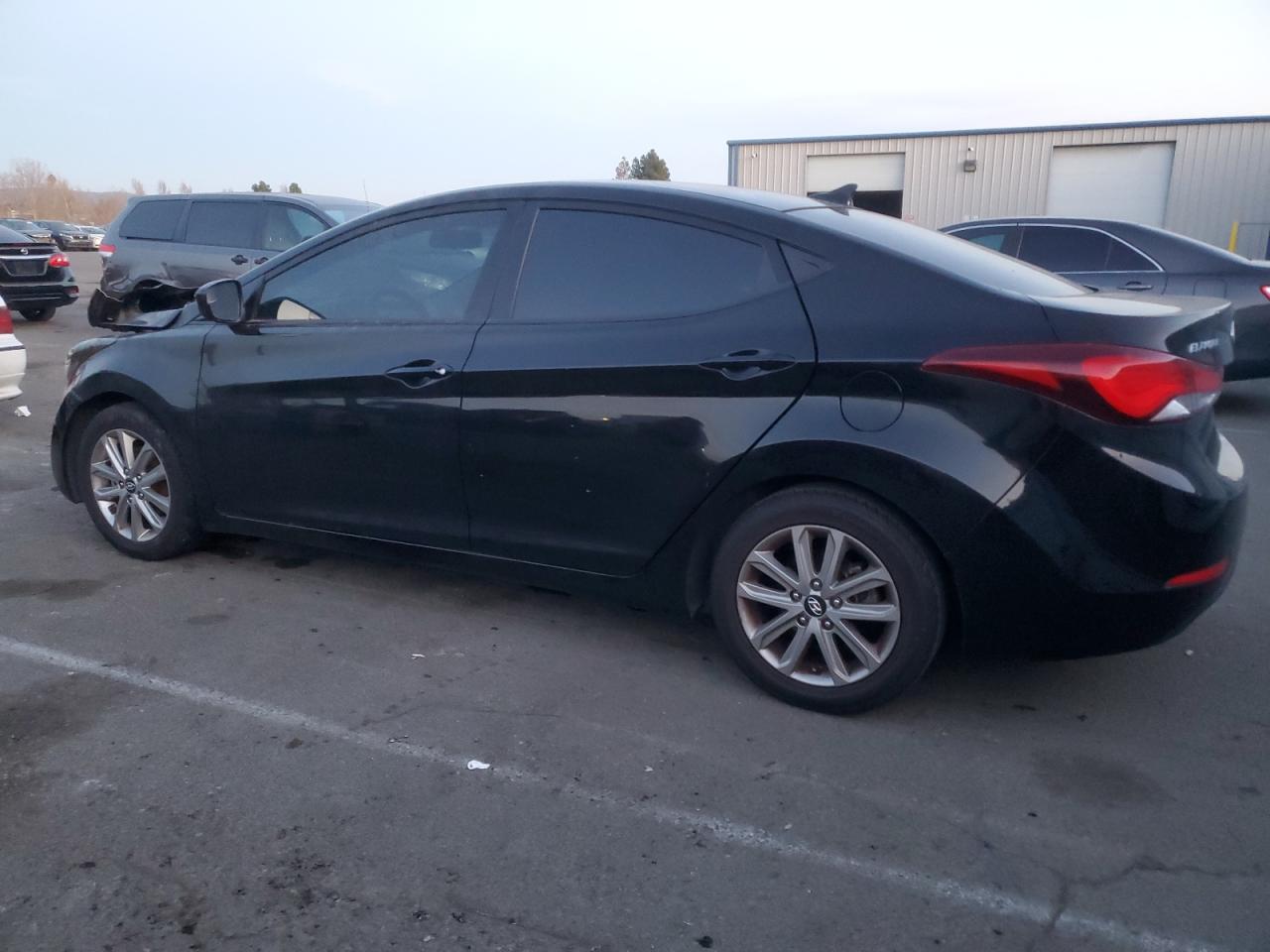 2016 Hyundai Elantra - Image 2
