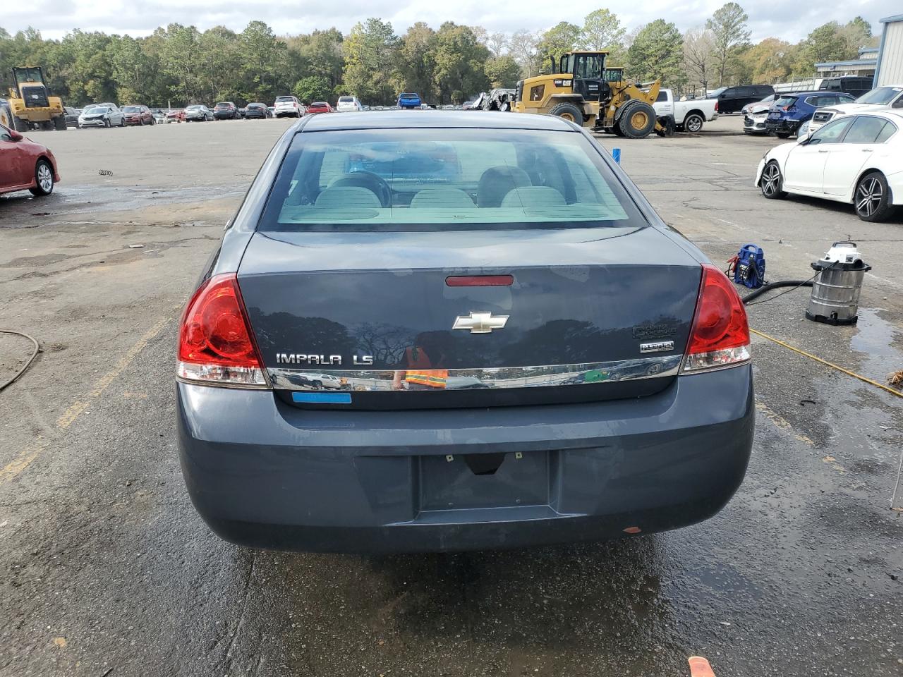 2009 Chevrolet Impala - Image 6