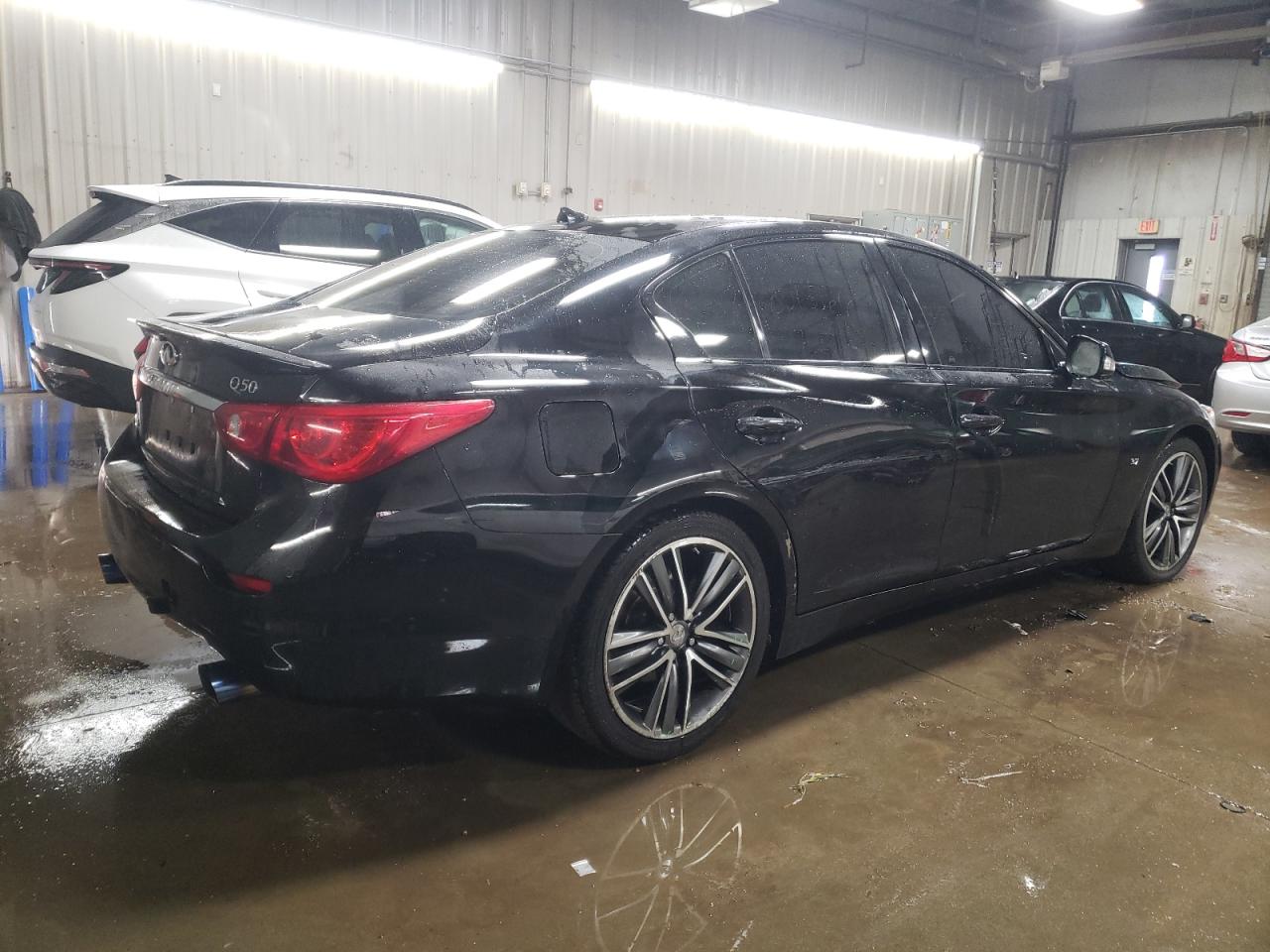2015 Infiniti Q50 - Image 3