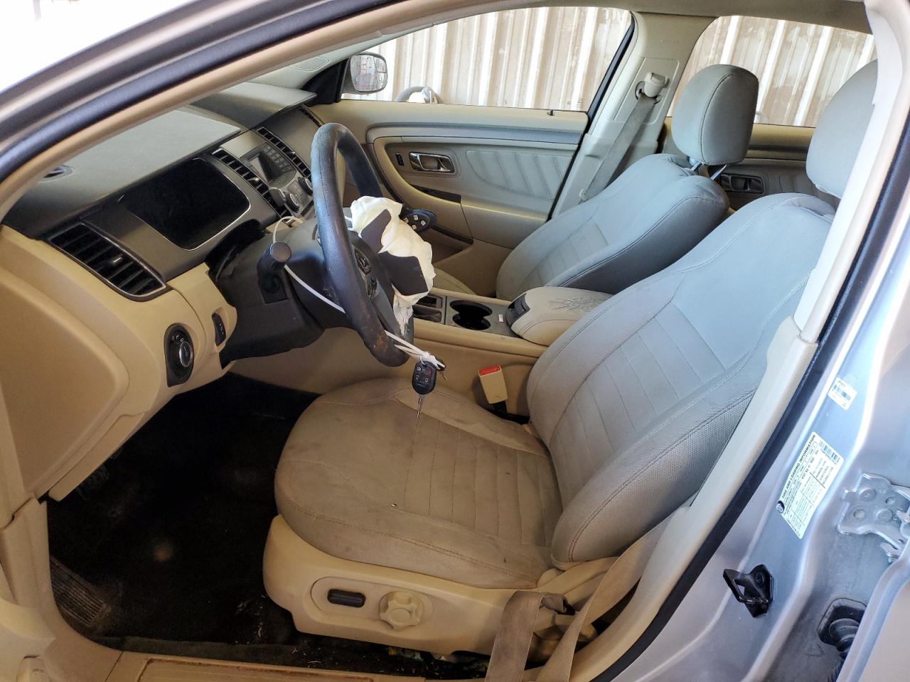 1FAHP2D89GG105301 FORD TAURUS 2016